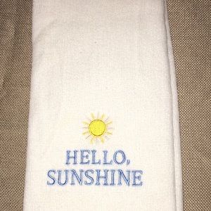 White hand towel